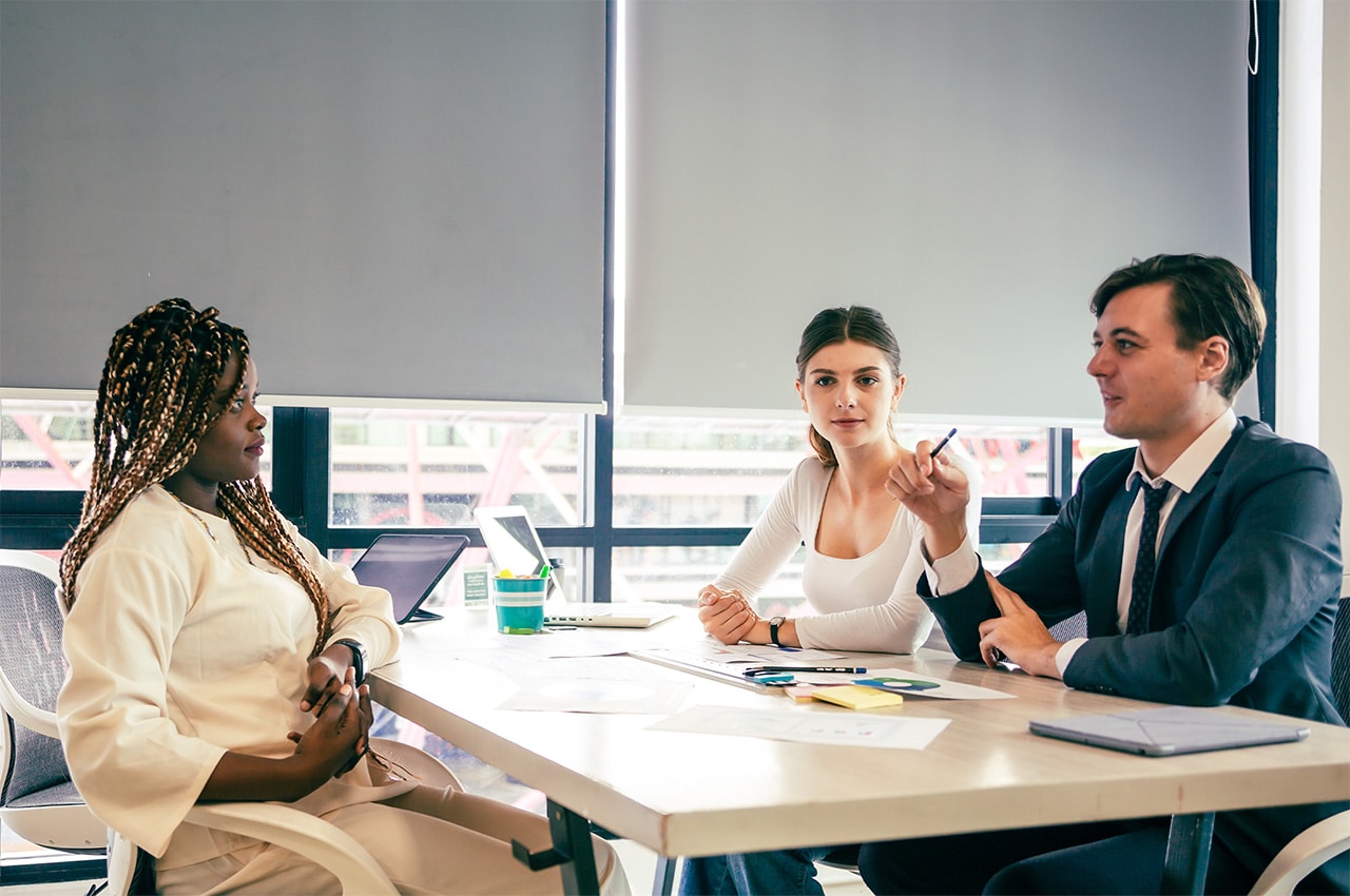 A job interview using good questions